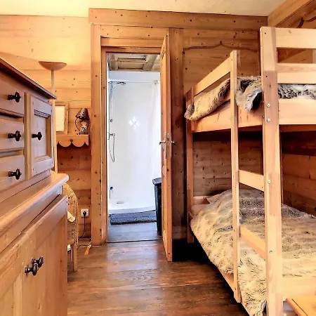 10 Pers Confort Avec Cheminée Et Sauna - Fr-1-267-264 Chalet *