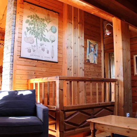 10 Pers Confort Avec Cheminee Et Sauna - Fr-1-267-264 Le Corbier